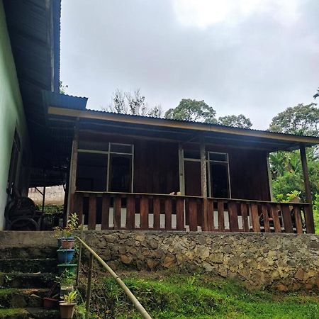 Lawi Luja Guest House 켈리무투 외부 사진
